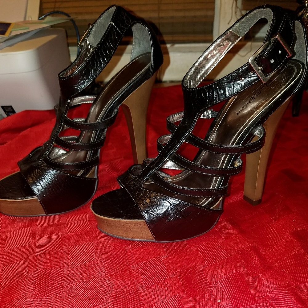 Black Sandal Heels